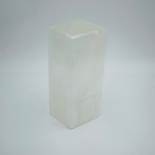 Load image into Gallery viewer, Rectangular Selenite Crystal Lamp Prime