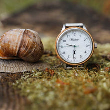 Load image into Gallery viewer, Waidzeit Green Panther Lady watch