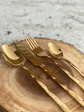 Load image into Gallery viewer, 24-Piece Stainless Steel Satin Finish Cutlery Set Rose Gold Collection