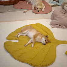 Load image into Gallery viewer, Fashion Creativity Leaf Heart-shaped Blanket Carpet Summer For Child