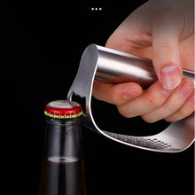 Load image into Gallery viewer, 304 Stainless Steel Manual Garlic Press Curved Garlic Grinding Slicer
