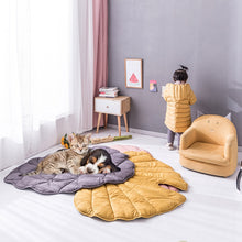 Load image into Gallery viewer, Fashion Creativity Leaf Heart-shaped Blanket Carpet Summer For Child
