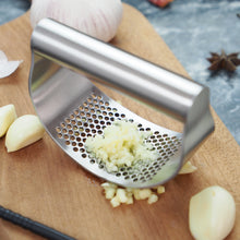 Load image into Gallery viewer, Multi-function Manual Garlic Press Curved Garlic Grinding Slicer

