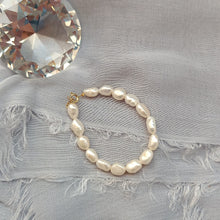 Load image into Gallery viewer, Originality Natural Baroque Freshwater Pearl 14k Gold Filled Ladies
