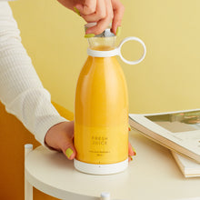 Load image into Gallery viewer, Portable Blender Bottle Electric Orange Juicer Wireless Fresh Juice

