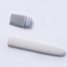 Load image into Gallery viewer, Silicone Oil Brush

