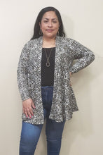 Load image into Gallery viewer, 1189 Cheetah Long body cardigan, loose fit, open front, long sleeves
