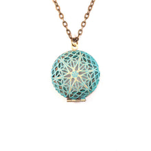 Load image into Gallery viewer, Oil Diffuser Locket Necklace
